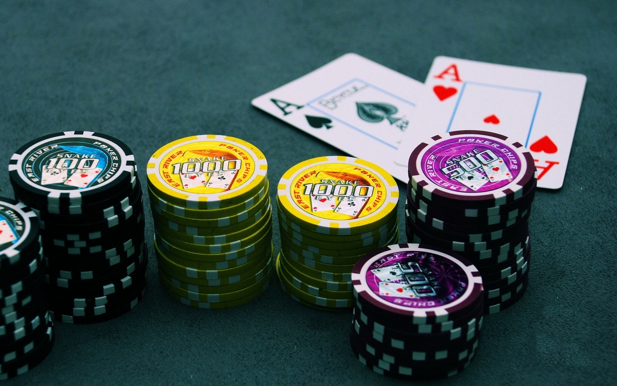 JAYA9 Casino کھلاڑیوں کے لیے لائیو کیسینو سیکشن